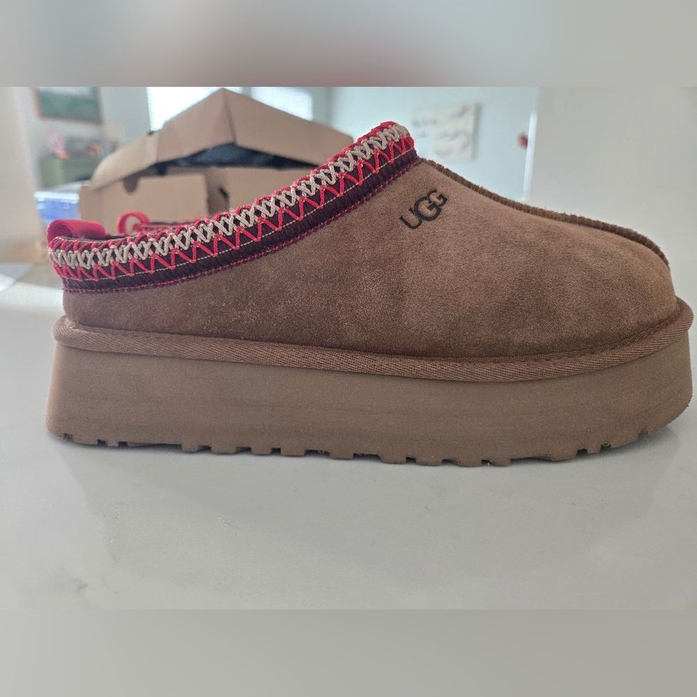 UGG Tazz II Slippers